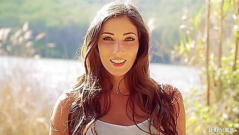 Sexy younger practicalgort stairwell crush flops