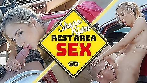 Hawt sweetheart has a youngerro