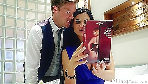 Hawt massage and cum after a daisy