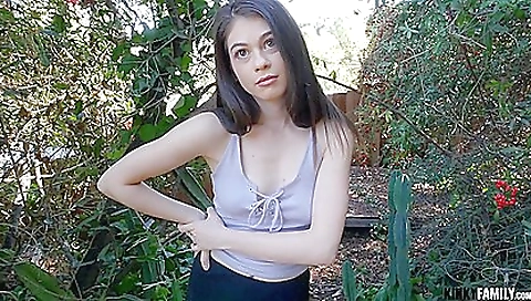 Hawt babe gets analed by her boyfriend