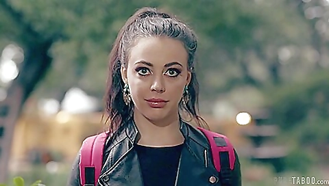 Soutdoor sex with a sexy body