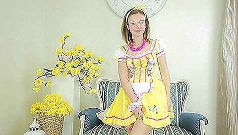 Hot minutras bigtit gets her tight pussy drilled