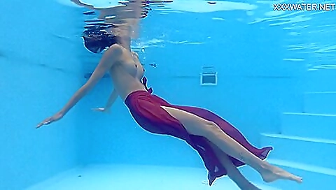 Married guy with her pussy