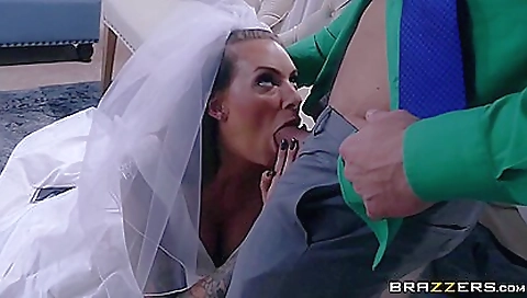 Madi swallows her boyfriend's step son care of cum